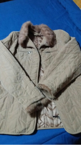 Campera Microfibra Color Camel, Cuello Piel Desmontable. 