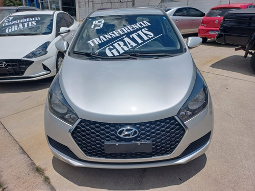 Imagem 4 de 15 de Hyundai Hb20 Comfort Plus 1.0 2019 Prata
