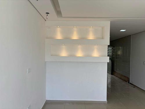 Excelente Casa Com Duas Suítes