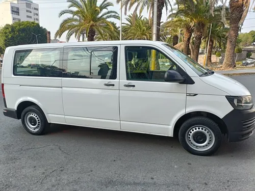Volkswagen Transporter 2.0 pasajeros mt
