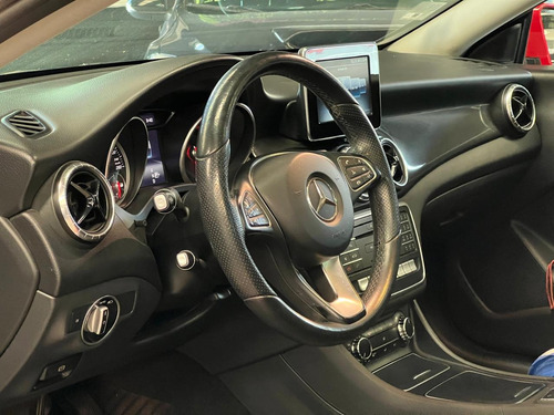Mercedes-Benz Clase GLA 1.6 200 Cgi Sport At