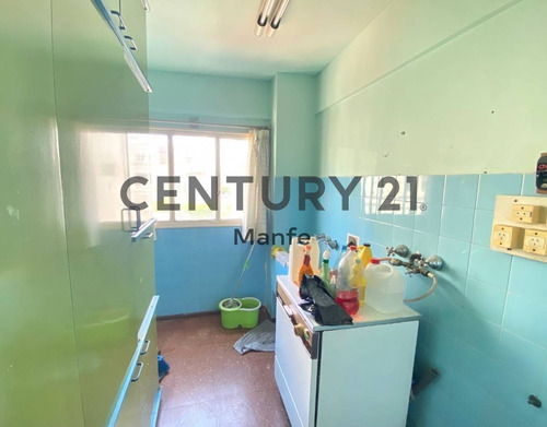 Imagen 9 de 23 de Venta Piso Departamento San Cristóbal Cinco Ambientes Más Dependencia Y Cochera