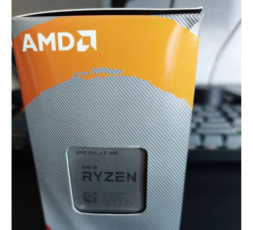 Procesador Gamer Amd Ryzen 5 3600 6 Núcleos Usado