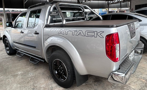 Nissan Frontier 2.5 Se Cab. Dupla 4x2 4p