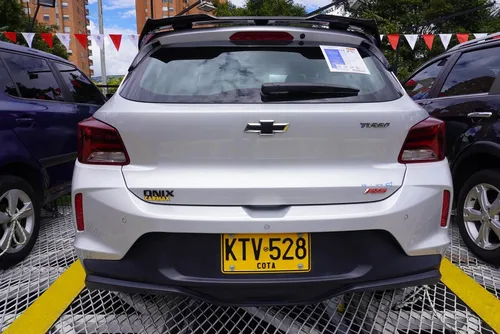 Chevrolet Onix 1.0T Rs Mt