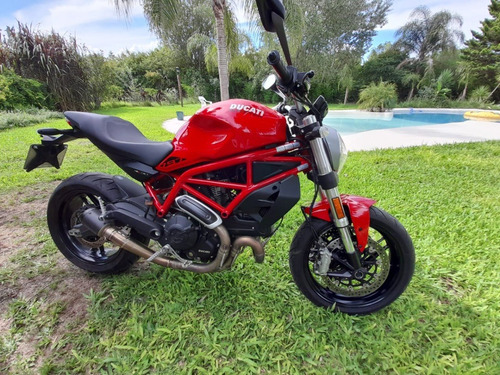 Ducati Monster 797