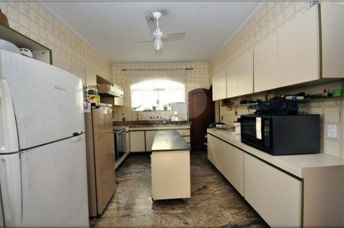 Sobrado Isolado - J. Colombo - 3 Suites - 4 Vagas - 298-im32029