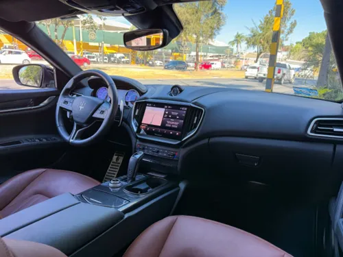 Maserati Ghibli 3.0 L At