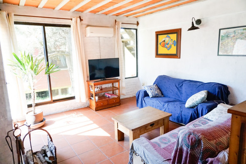 Casa/complejo De 3 Unidades Con Piscina