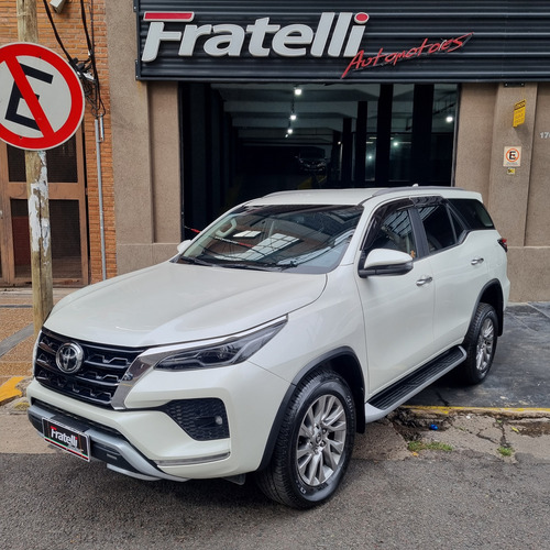 Toyota Hilux SW4 2.8 Srx 177cv 4x4 7as