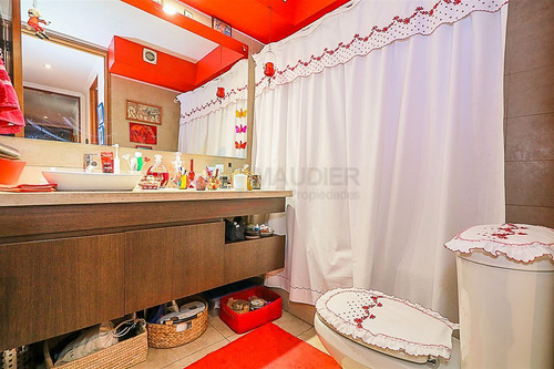 Departamento En Venta De 2 Dorm. En Vitacura