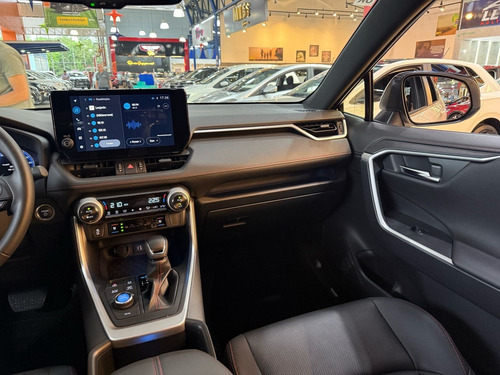 Toyota RAV4 XSE PLUG-IN HYBRID
