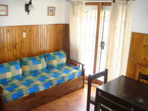 Imagen 5 de 14 de Cálido Departamento De 2 Ambientes Con Cochera, Patio Y Parrilla Propia En Pb, En Punta Mogotes Mar Del Plata