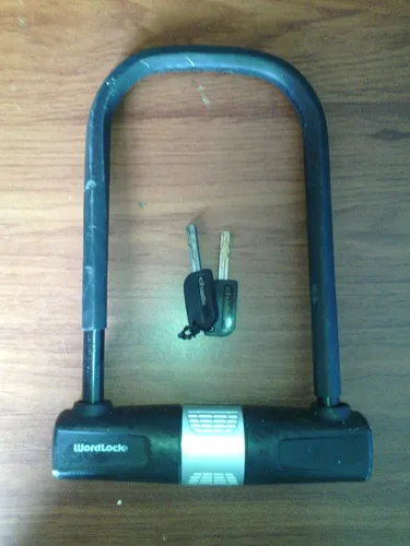 Candado Tipo U Para Moto (Usado)