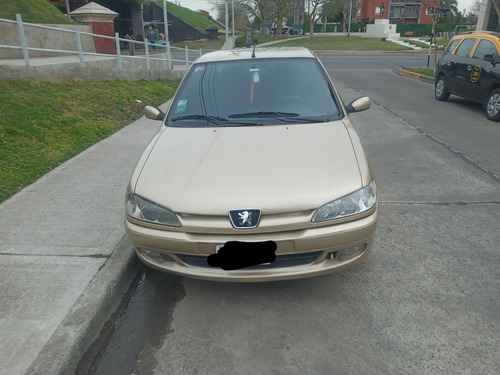 Peugeot 306 1.8 Boreal Aa