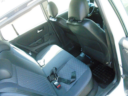 Volkswagen Fox 1.6 Mi 8v 2013