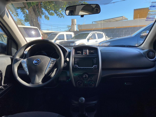 Nissan Versa Extra Full! Permuto - Financio