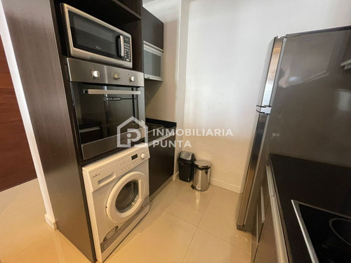 Imagen 10 de 30 de Venta Apto De 2 Dormitorios+ Dependencia En Forest Tower
