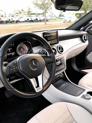 Mercedes-benz Classe Cla 1.6 1st Edition Turbo 4p 2014