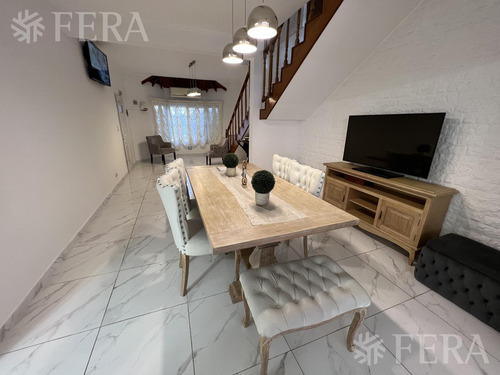 Venta Casa 4 Ambientes Con Galería, Quincho Y Piscina En Sarandí