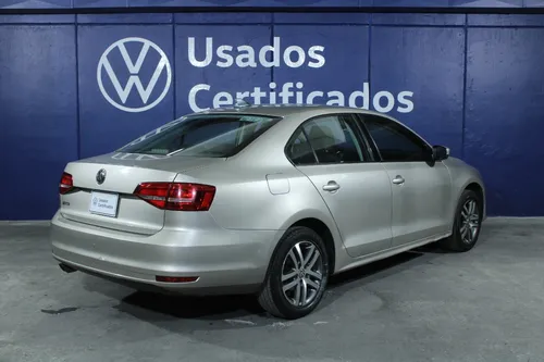 Volkswagen Jetta 2.5 Trendline Mt