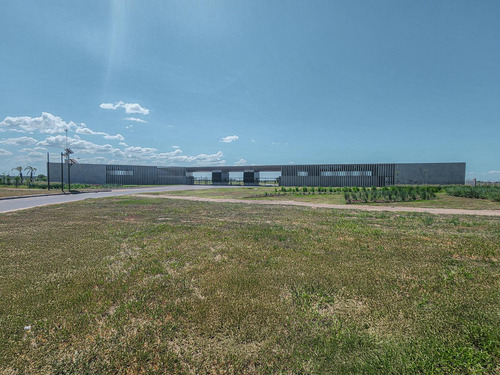 Terreno De 600m² Con Frente Sur En Vida Lagoon