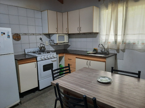 Imagen 4 de 12 de Alquilo Duplex Con Parque Y Parrilla
