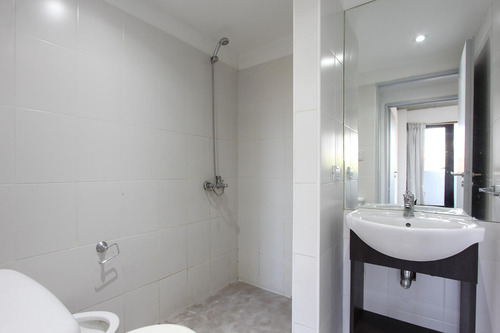 Venta Departamento 3 Ambientes Con Cochera San Cristobal