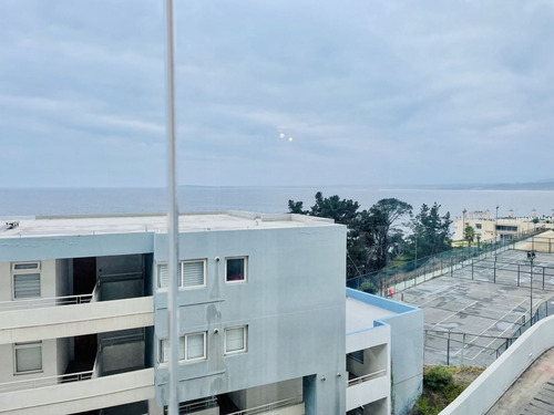 Remodelado Con Vista Al Mar En Concon. (diario) - Linderos P