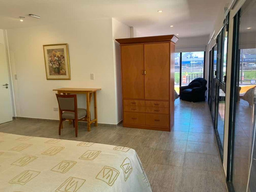 Imagen 4 de 14 de Departamento Apart Hotel Alquiler Temporario X Noche Moreno