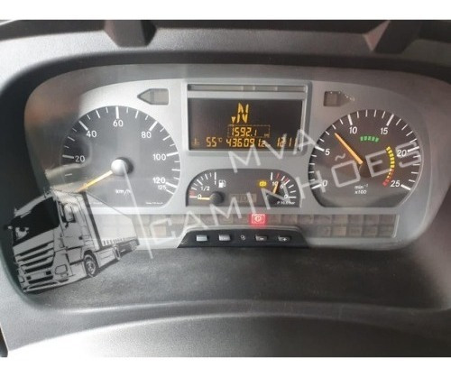 Imagem 4 de 14 de Caminhão Mercedes 2040 - 4x2 T
