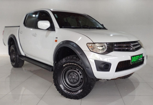 Imagem 2 de 11 de Mitsubishi L200 Triton 3.2 2013