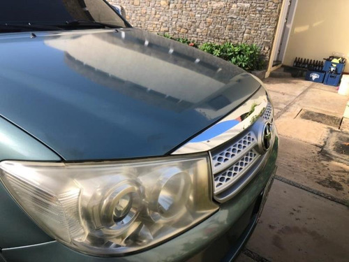 Imagen 2 de 5 de Toyota Fortuner