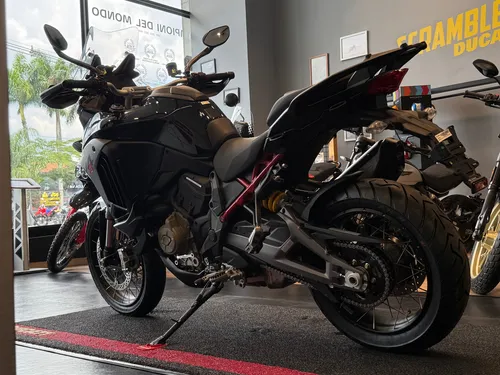 Ducati Multistrada V4s 2025