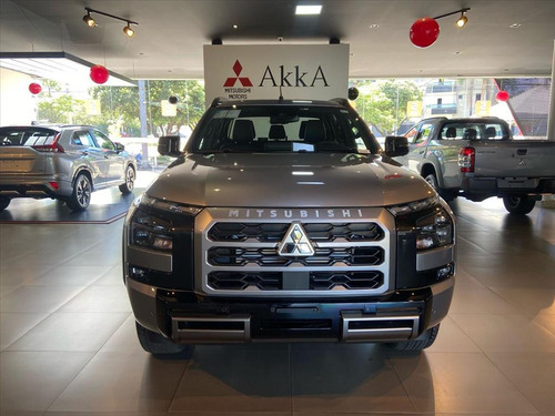 Mitsubishi Triton 2.4 BITURBO DIESEL CD KATANA 4X4 AUTOMÁTICO