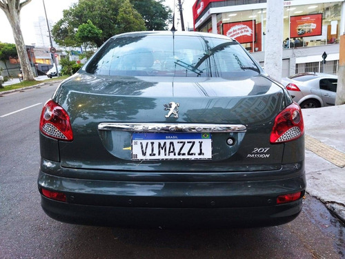 Imagem 5 de 13 de Peugeot 207 1.4 Xr 8v Flex 4p Manual