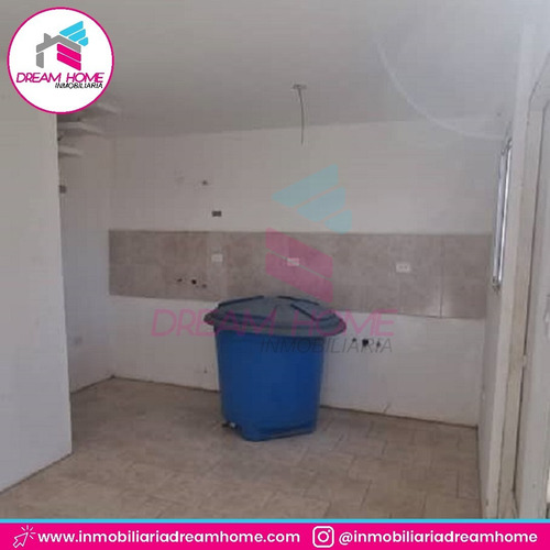 Imagen 8 de 9 de Town House Urb. Las Mesetas - Cúa