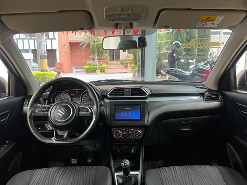 Suzuki Swift Dziere Mt 2023