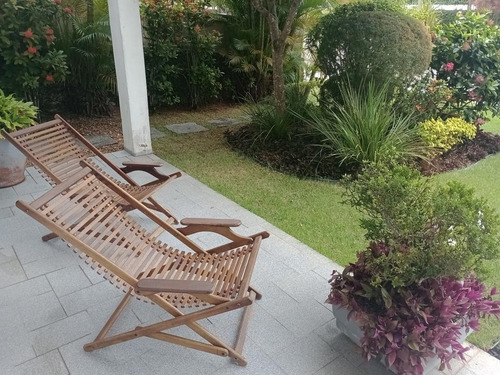 Alto Padrão Sobradão 5 Suites, 4 Varandas, Frente Ao Mar, Vista Direta, Condominio Fechado