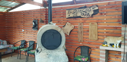 **acogedora Cabaña Con Piscina A Puerta Cerrada**