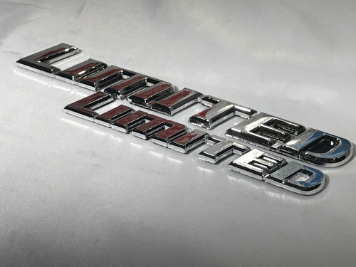 Sticker Adhesivo Insignia Limited Tuning Auto.x1 Grands L214 (Usado)