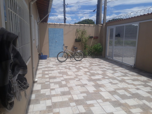 Casa Repassando Financiamento Lado Praia Em Itanhaém