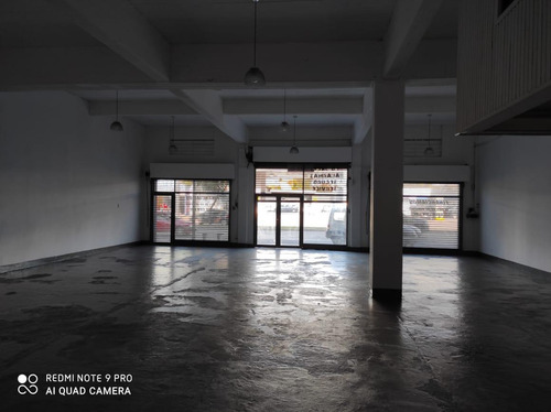 Imagen 8 de 10 de Venta De Imponente Esquina Comercial Con Propiedad En Ing. Pablo Nogues.