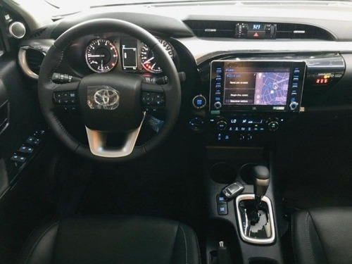 Imagem 9 de 20 de Toyota Hilux 2.8 Srx 4x4 Cd 16v