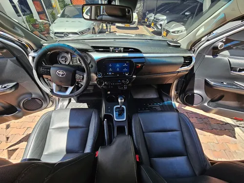 Toyota Hilux Srx 2.8 4x4 Diesel At Mod 2023
