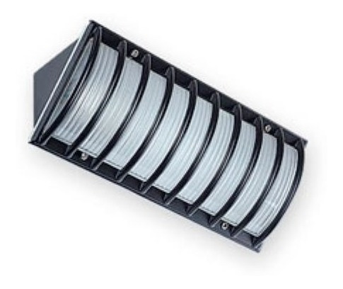 Imagen 3 de 5 de Aplique Tortuga Aluminio C/ Visera Rectangular 45° Apto Led