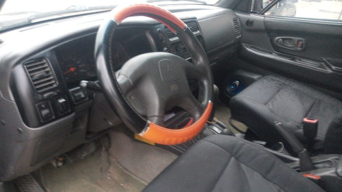 Mitsubishi L200 Triton Outdoor