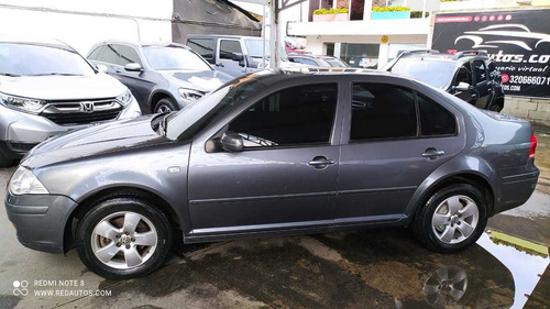 Volkswagen Jetta 2008 Comfortline Mecanico 2.0