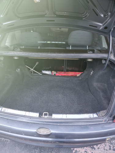 Chevrolet Corsa Classic 1.6 Gl Aa Super