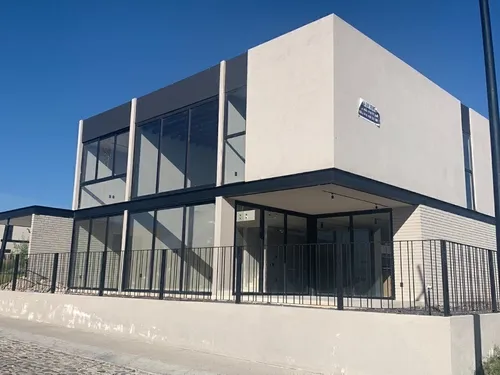 Hermosa Casa Nueva! A Estrenar!